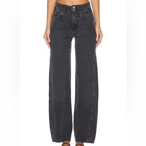 🍀 FREE PEOPLE Aster High Rise Straight Leg Jeans in Black Asteroid 26